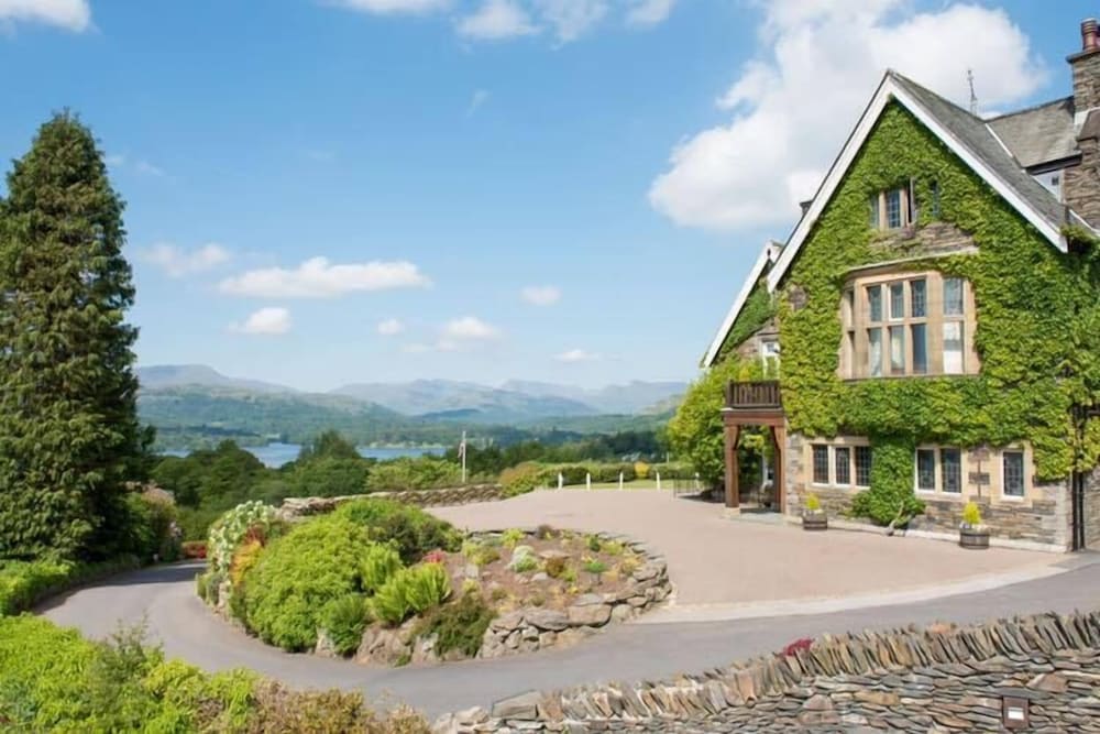 Holbeck Ghyll Country House Hotel with Stunning Lake Views 1