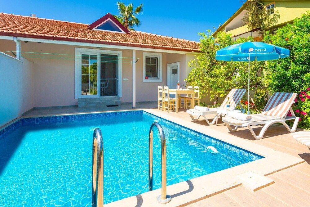 Villa Duman 1 Private Pool A C Wifi Car Not Required - 3164 1