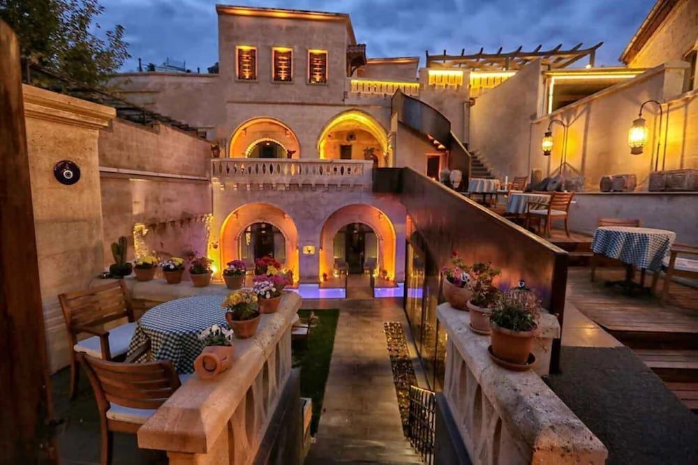 Sunak Cave Hotel 1