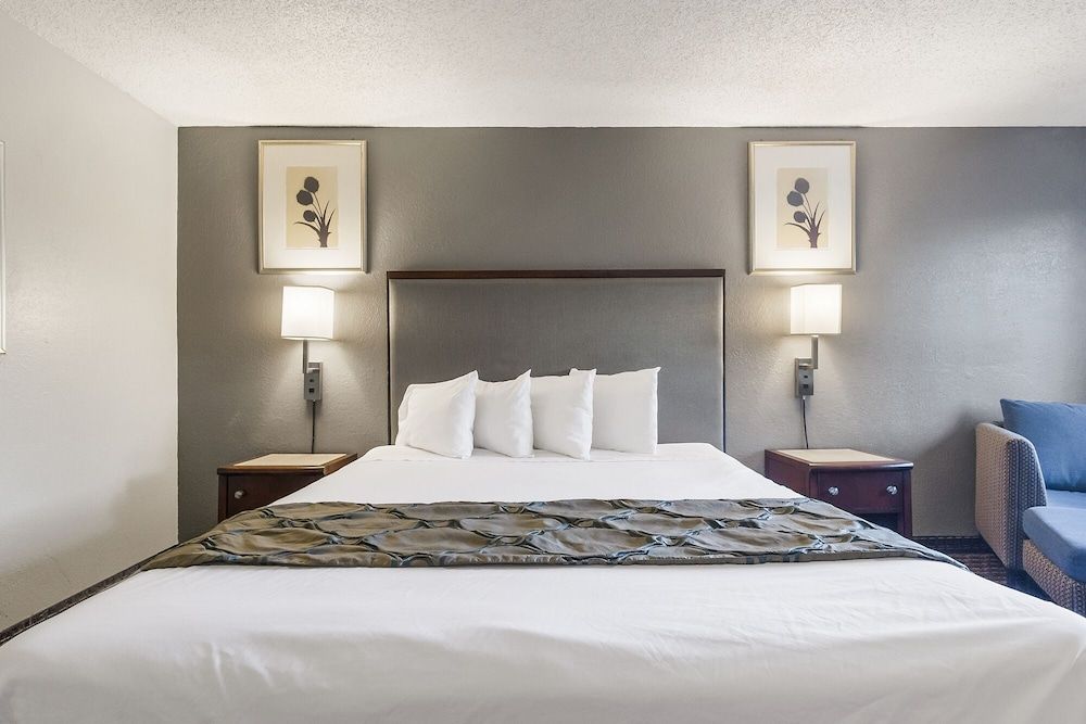 Heritage Inn Express Hayward 1