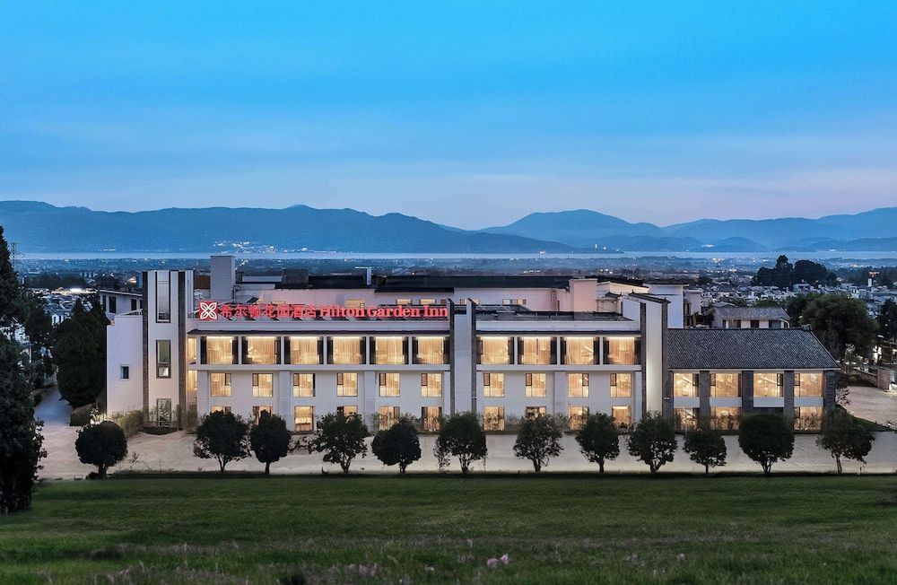Hilton Garden Inn Dali Ancient City 1