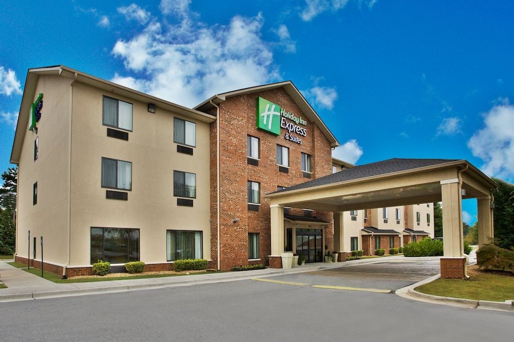 Holiday Inn Express & Suites BUFORD NE - LAKE LANIER by IHG 1