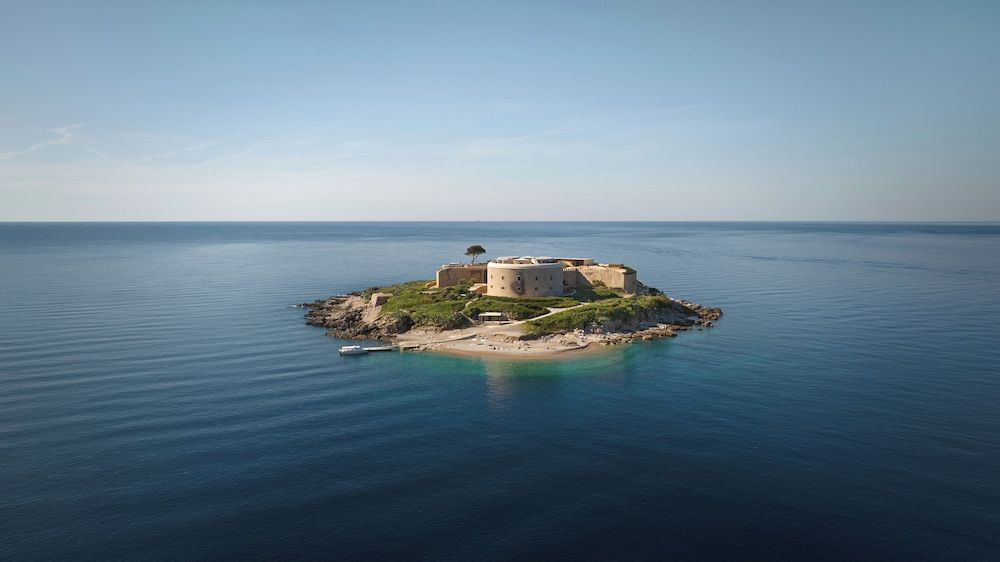 Mamula Island by Banyan Tree 1