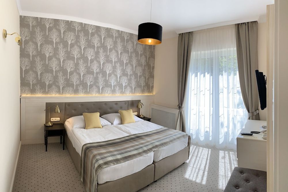 Villa Medici Hotel & Restaurant 1