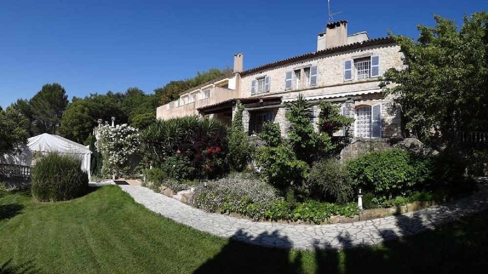 Domaine du Paradis des Oiseaux 1
