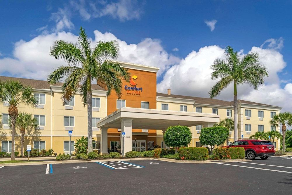 Comfort Suites Sarasota- Siesta Key 1