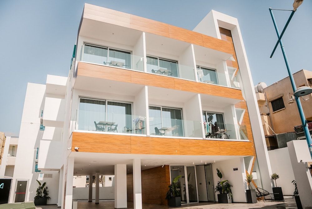 Caramela Luxury Apts 1