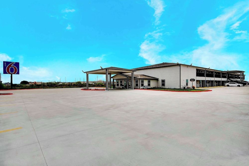 Motel 6 Aransas Pass TX 1