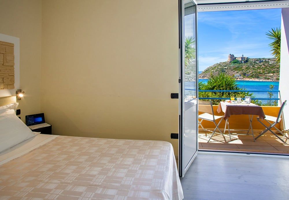 Hotel Calamosca 1
