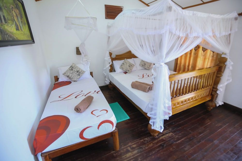 Ella Rawana Den Hotel 2