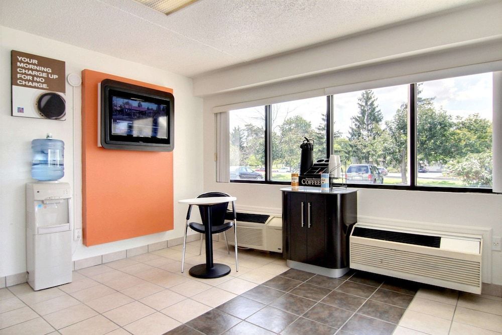 Motel 6 Middleburg Heights, OH - Cleveland 2