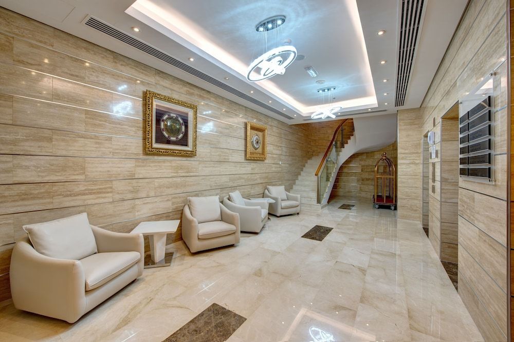 Center Hotel Sharjah 2