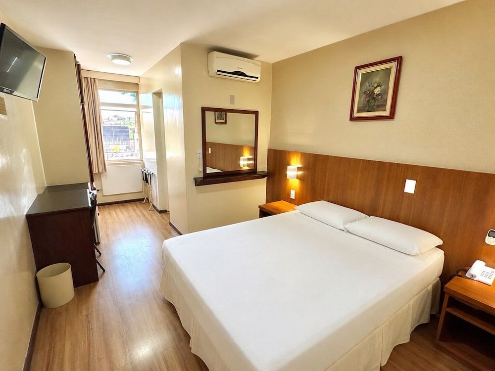 Lira Hotel 1