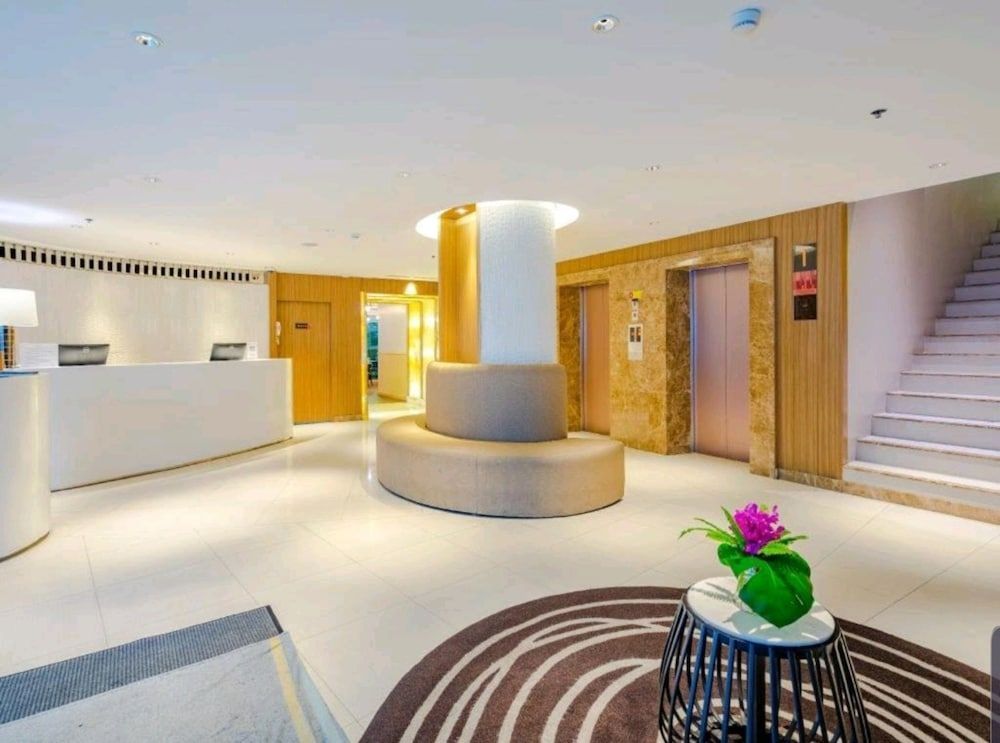 Citrus Sukhumvit 11 by Compass Hospitality 1