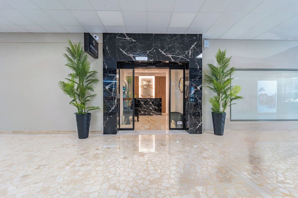 Philia Center Suites 1