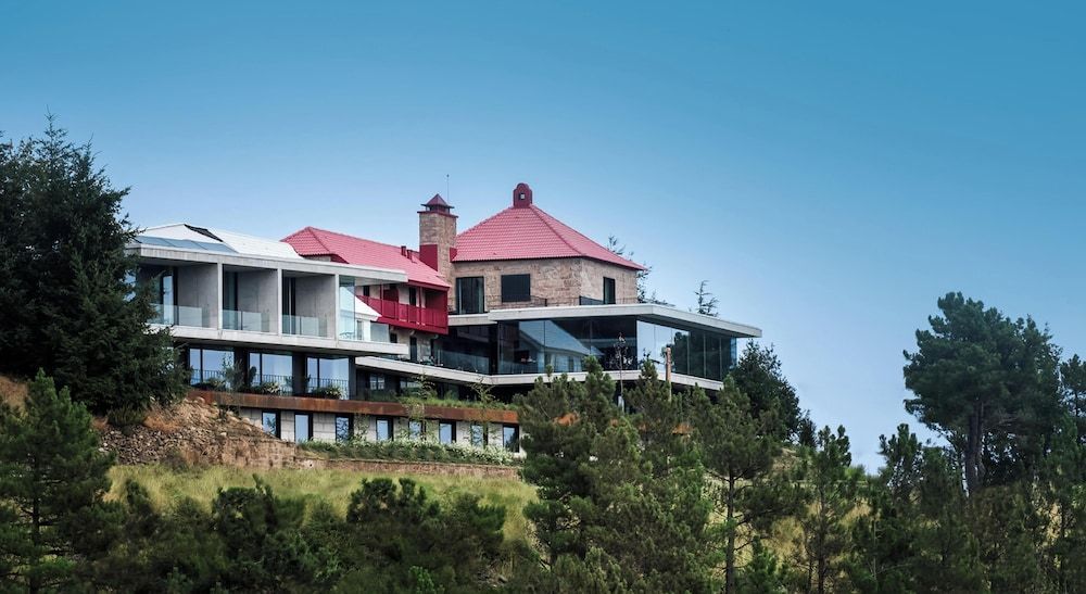 Casa de São Lourenço - Burel Panorama Hotel - member of Relais & Châteaux 1