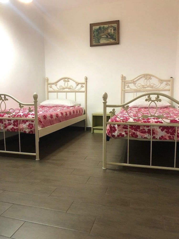 Rooms Garden 2
