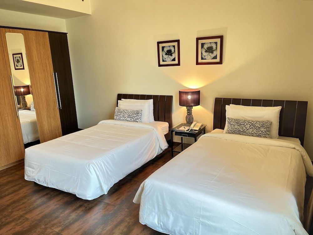 Al Manzil Hotel Bahrain 2