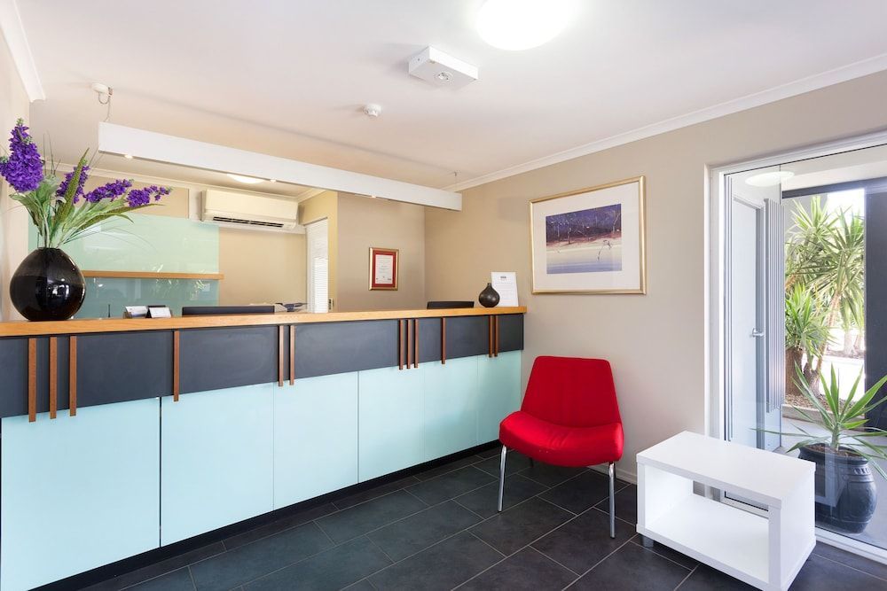Rocklea International Motel 2