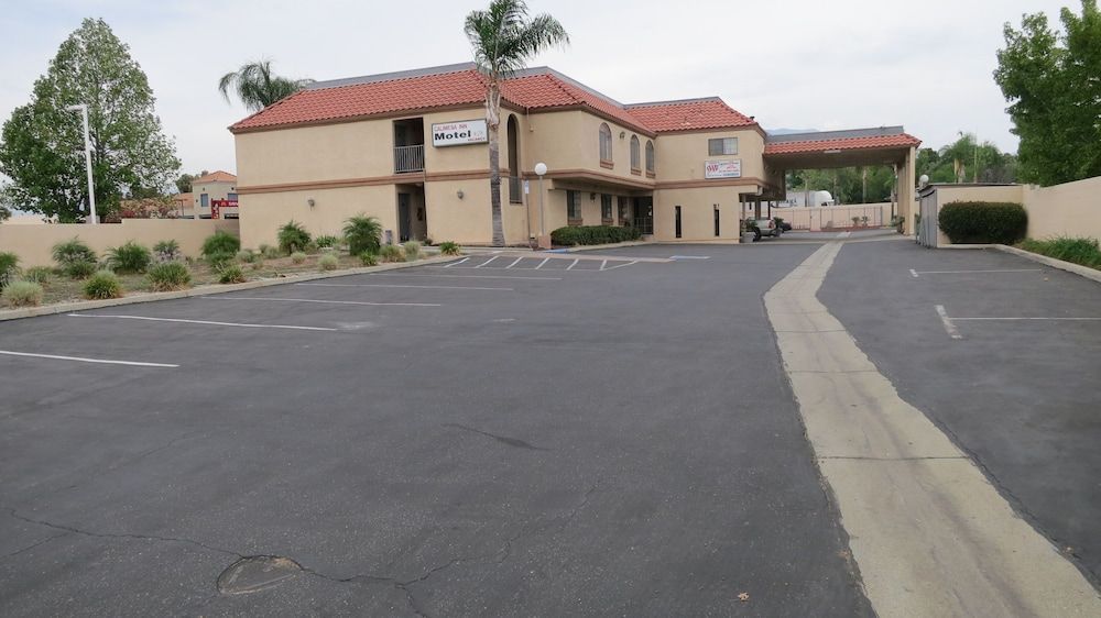 Calimesa Inn 1