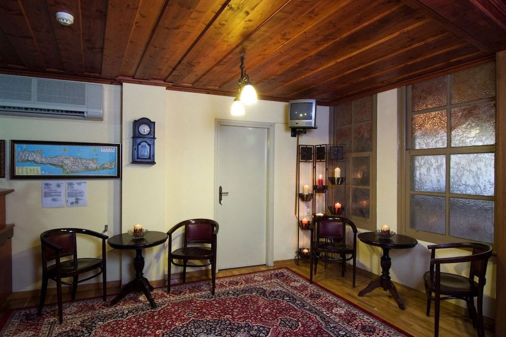Belmondo Hotel 2