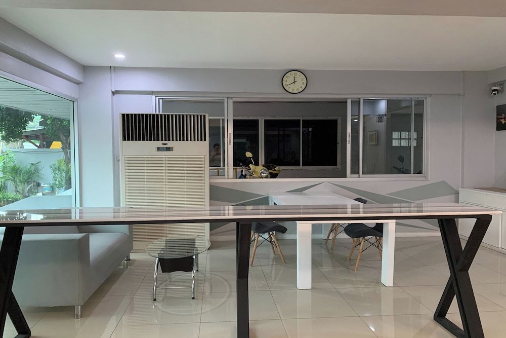 41BKK Hotel Rama9 2