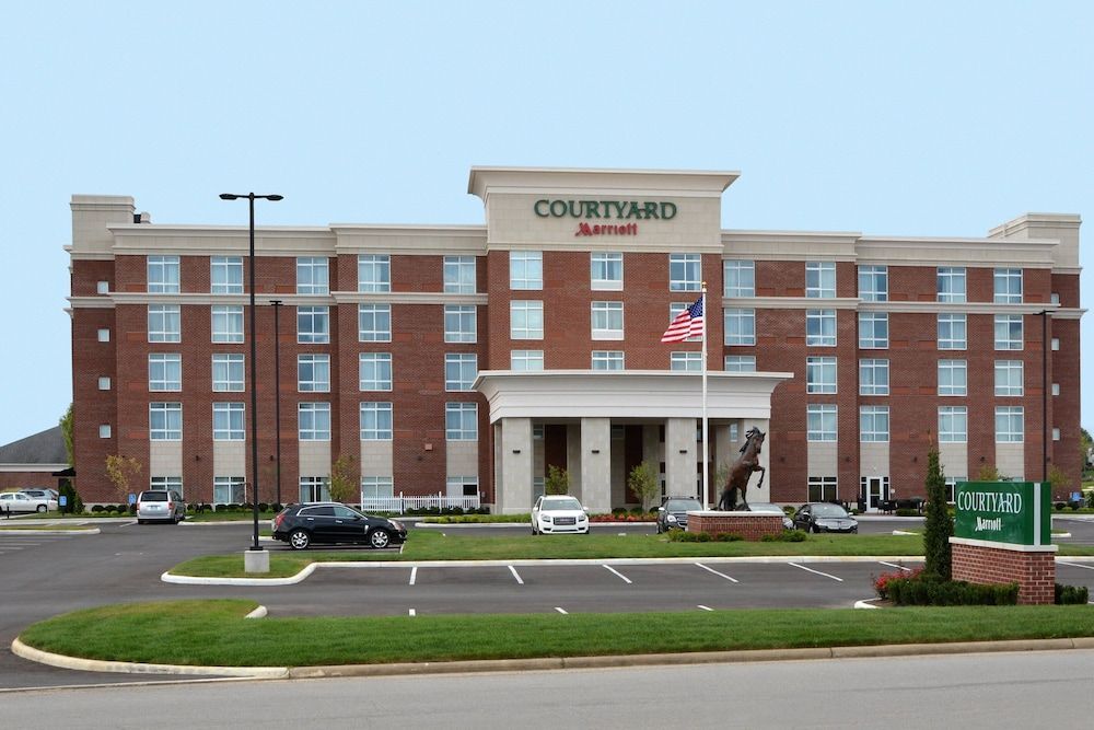 Courtyard by Marriott Youngstown Canfield 1