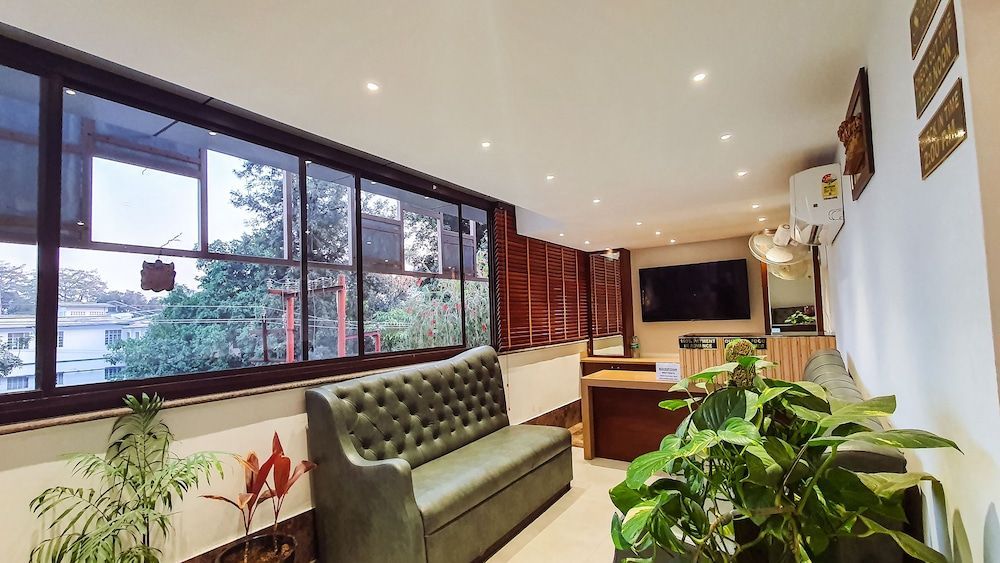 Aura Rooms 2