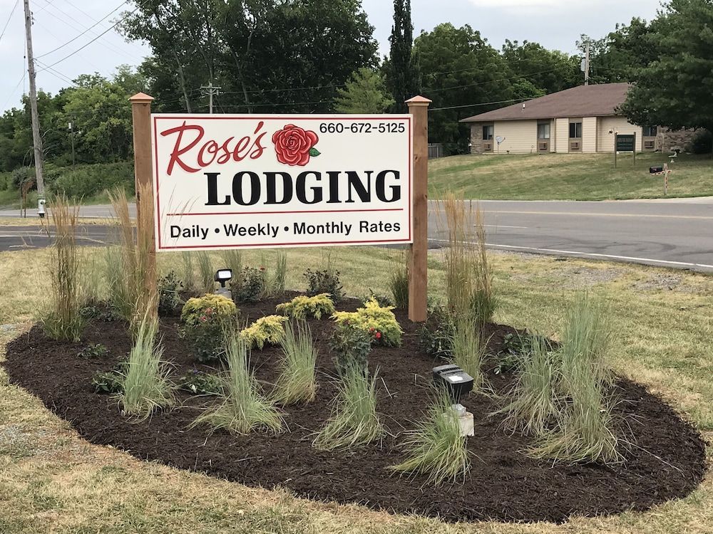 Rose's Lodging 1