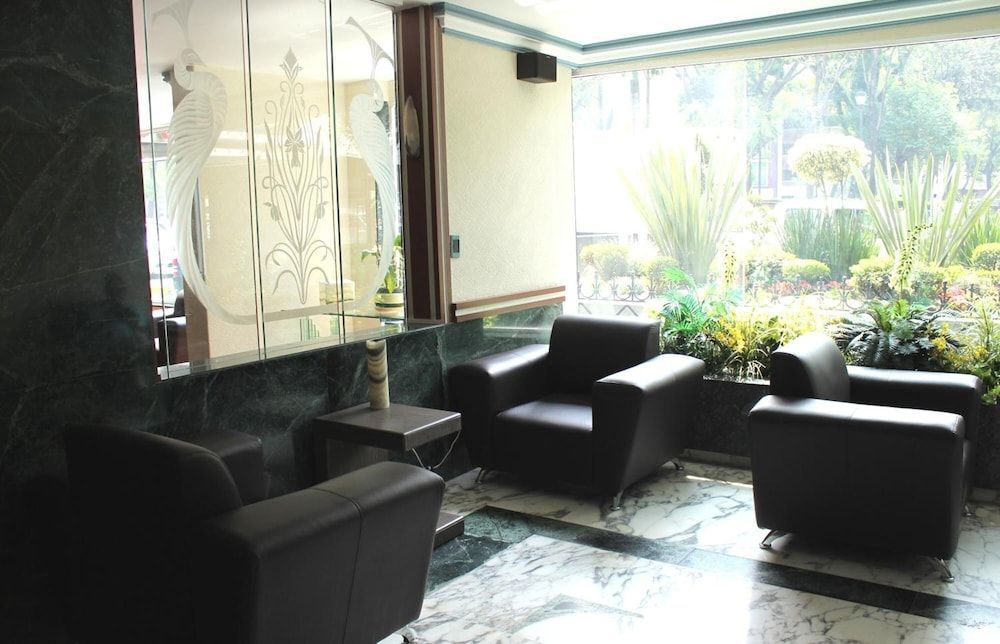 Hotel Monaco 2