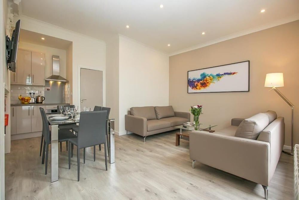St Stephen's Green District-1 1