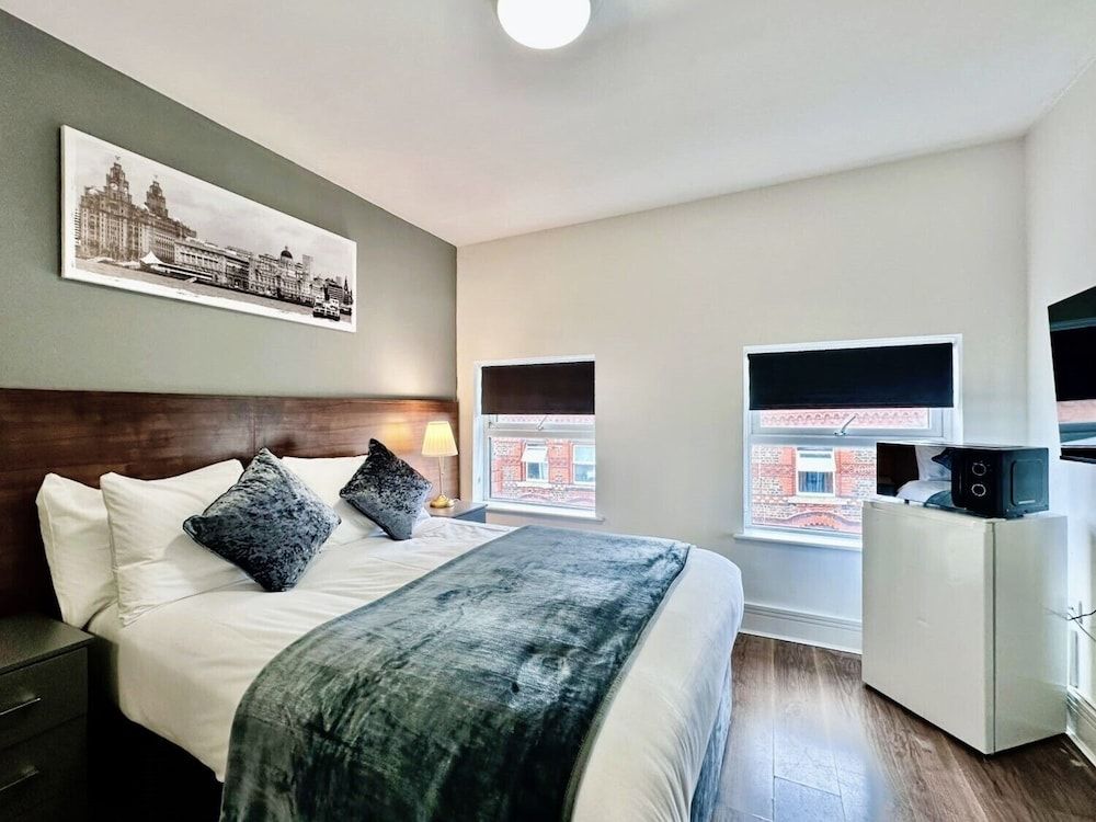 Trivelles Liverpool 1