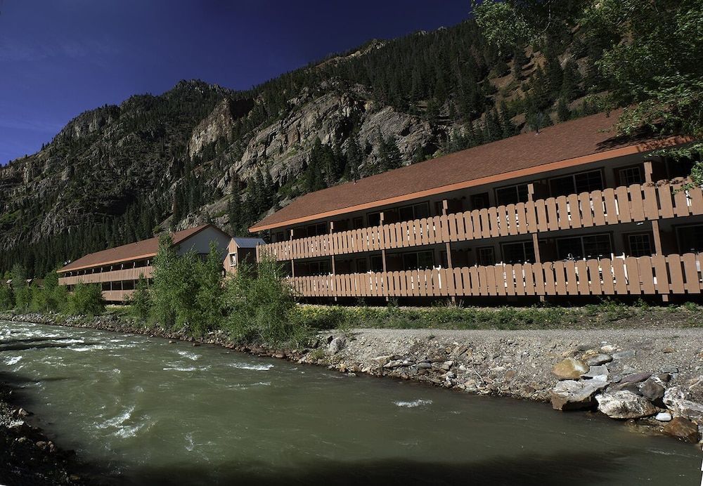Hot Springs Inn 1