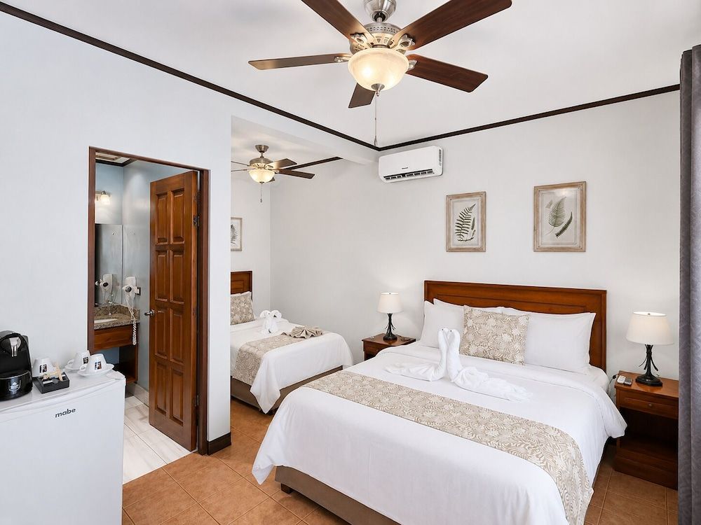 Hotel Espadilla Gardens 2