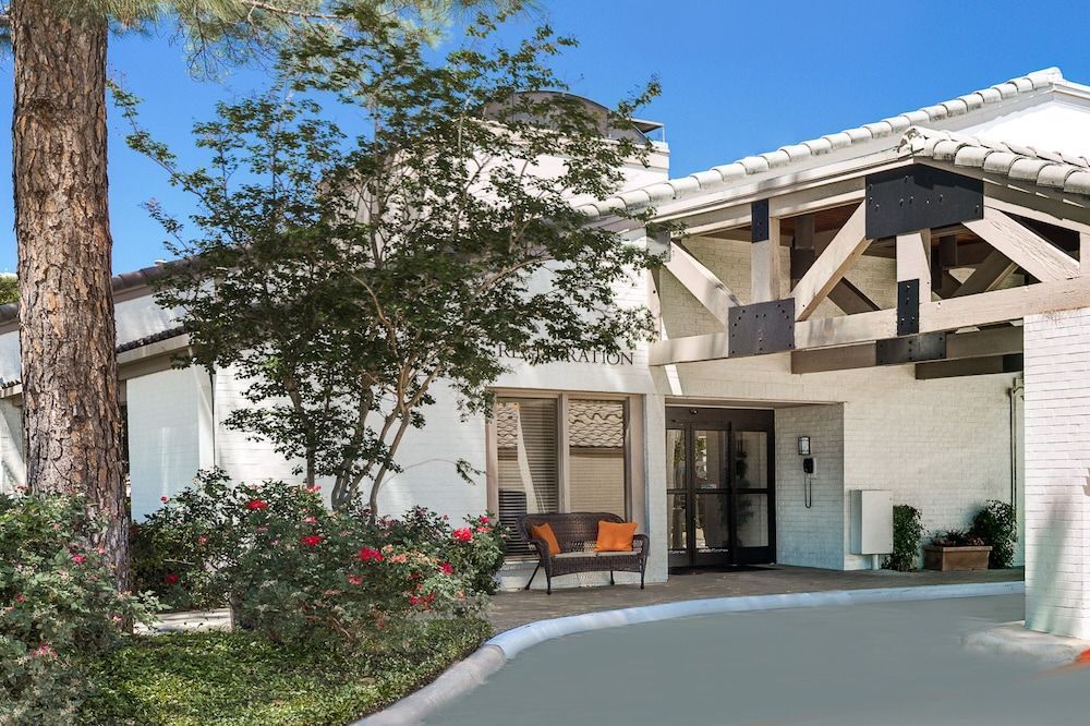 Value Suites Extended Stay - Arlington 1