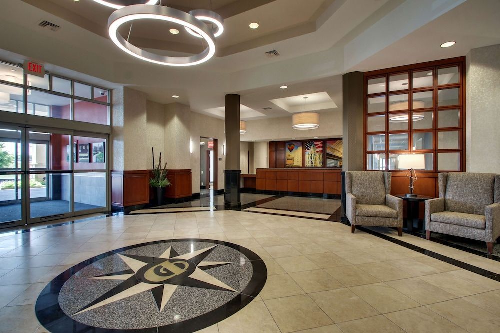 Drury Inn & Suites Findlay 2