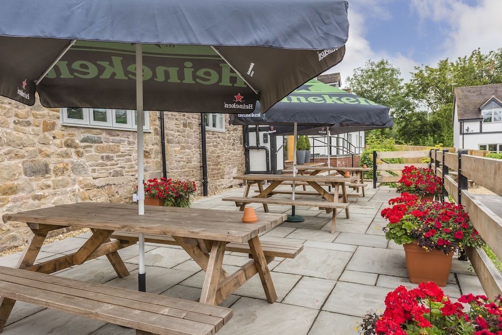 The Hopton Crown 1