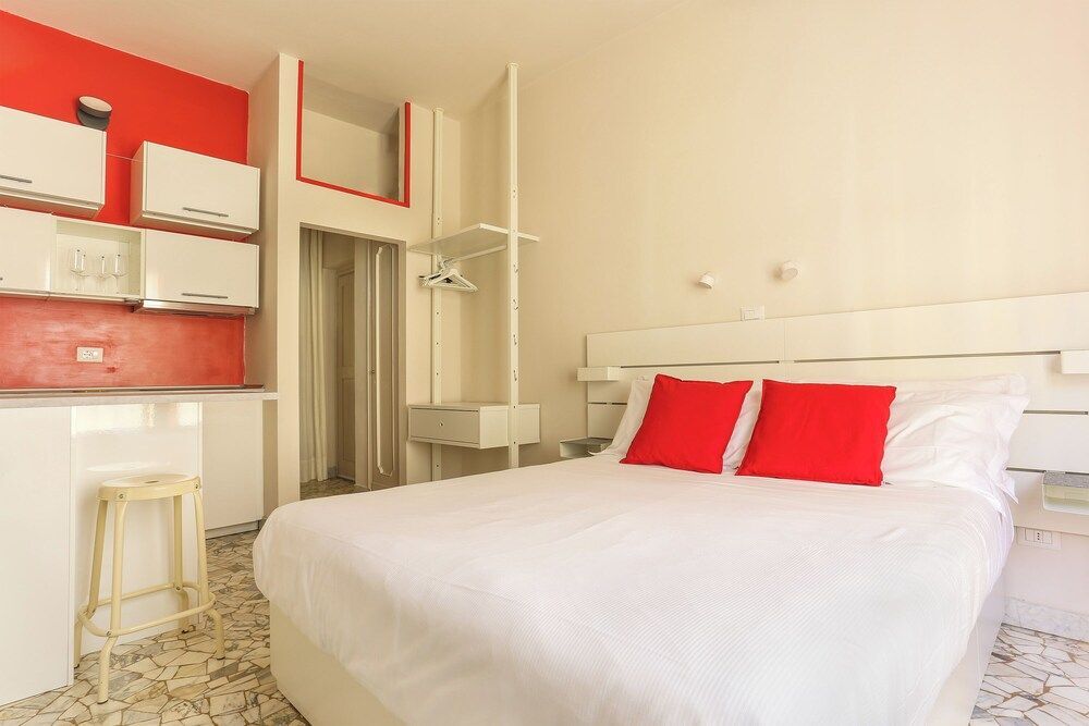 The Red Loft in Ponte Vecchio 1