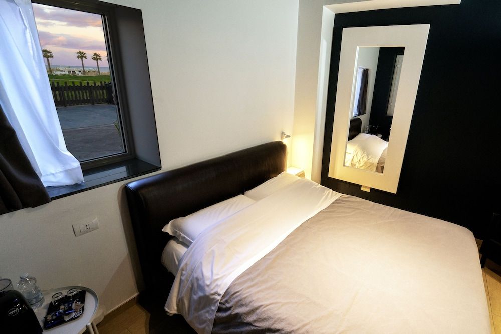 La Palma Del Sol-Parcheggio privato interno 1
