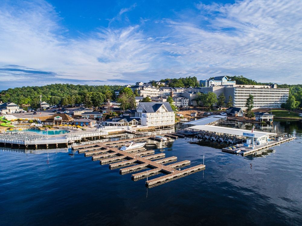 Margaritaville Lake Resort Lake of the Ozarks 1