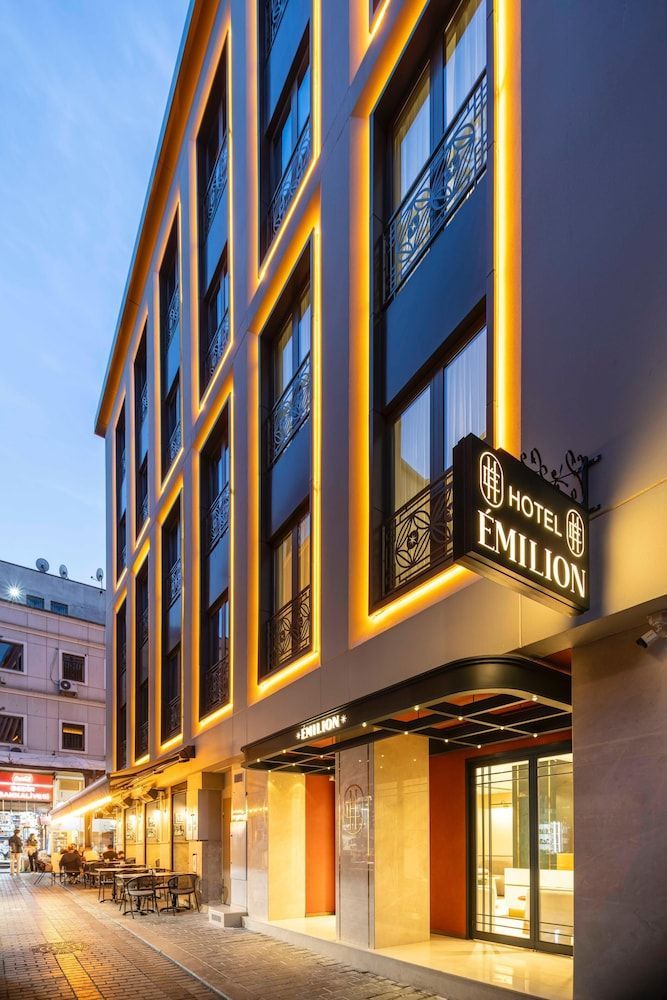 Emilion Hotel 1