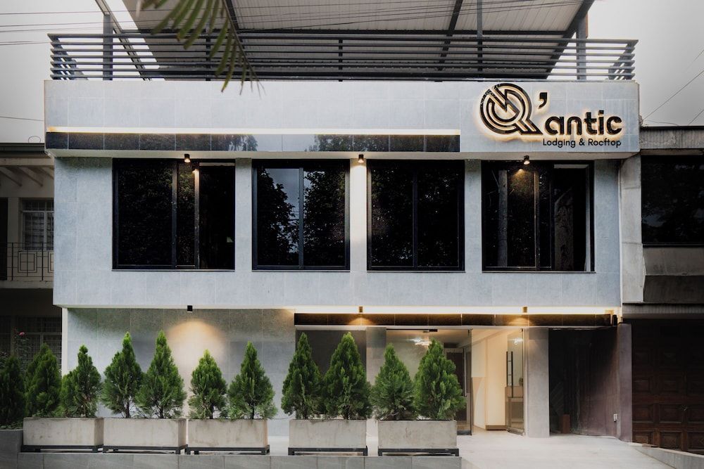 Qantic Lodging & Rooftop 1