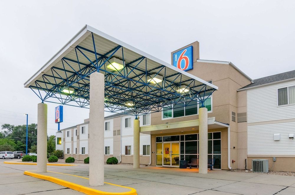 Motel 6-Kearney, NE 1