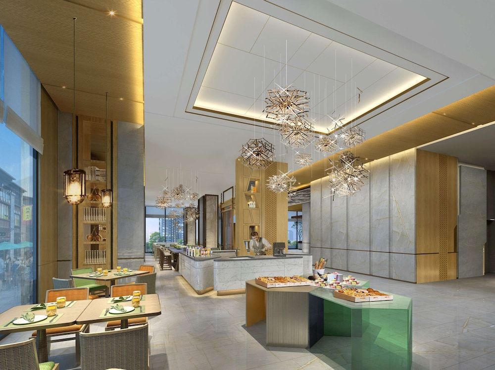 Hilton Garden Inn Nujiang 1