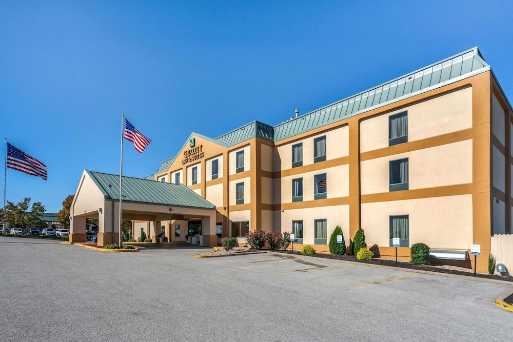Quality Inn & Suites Jefferson City 1