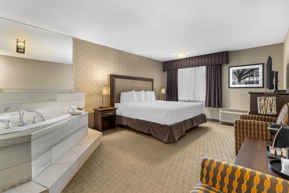 Best Western Plus Country Meadows Inn 1