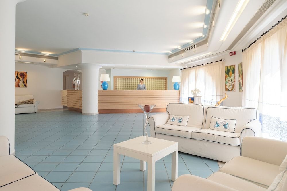 Cala Della Torre Resort 2