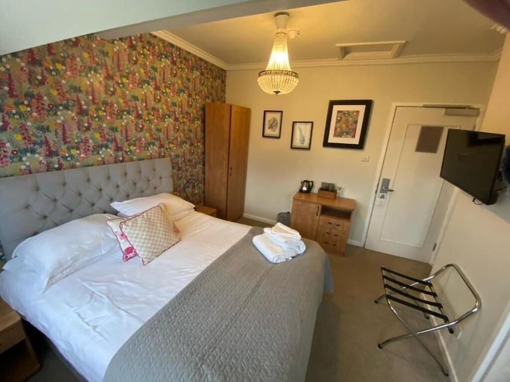 The Coach House 1