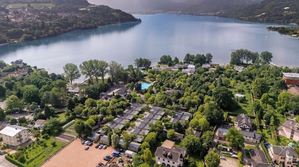 Club del Sole Caldonazzo Family Collection 1