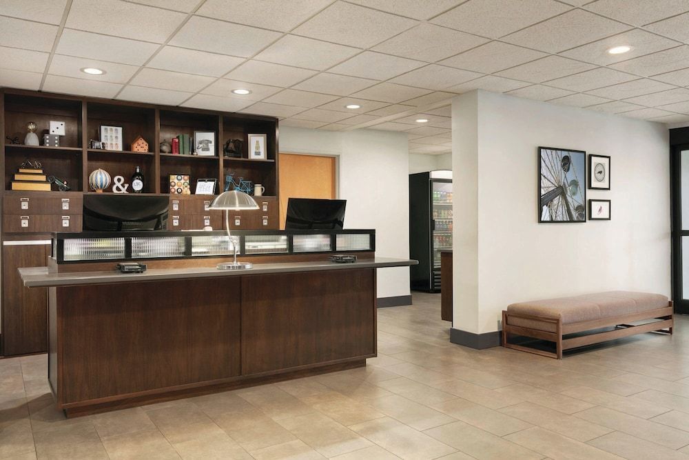 Four Points by Sheraton Raleigh Arena 2